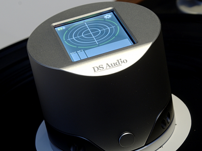 DS Audio ES 001